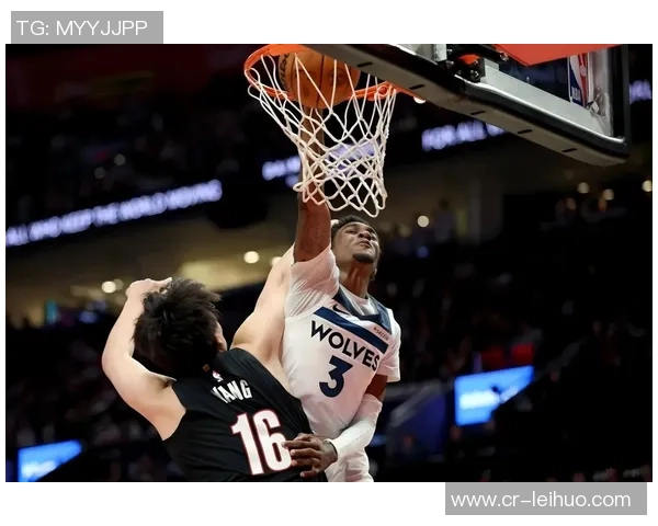 湖人半场落后开拓者10分詹姆斯贡献10分4篮板杨瀚森仍未登场